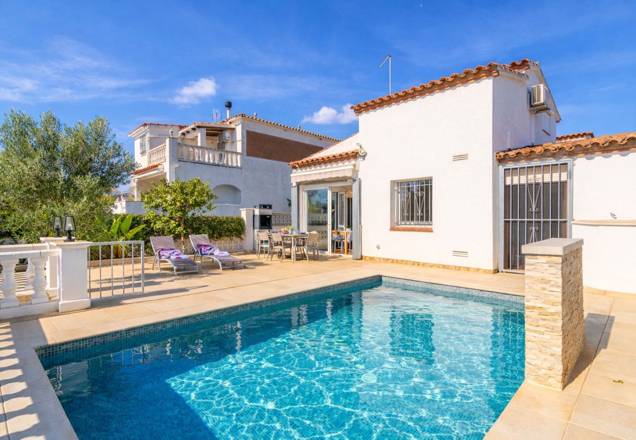 Villa in Empuriabrava - 0042-FLAMICELL Haus am Kanal mit Pool