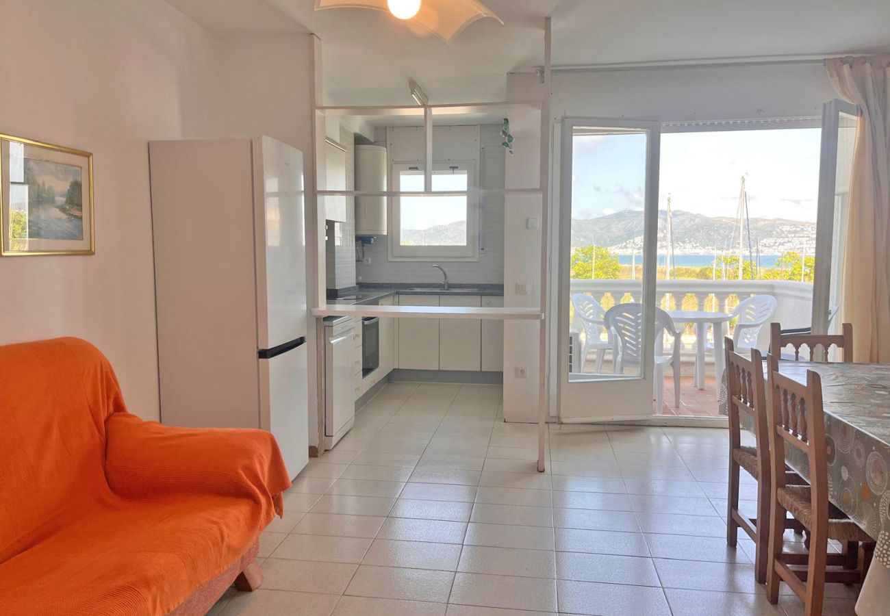 Ferienwohnung in Empuriabrava - 0132-PORT MOXO Appartment amb Kanal mit Blick