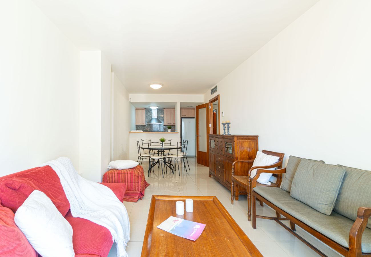 Ferienwohnung in Rosas / Roses - 8010-MIL.LENI Appartement mit Gemeinschaftspool und Parkplatz