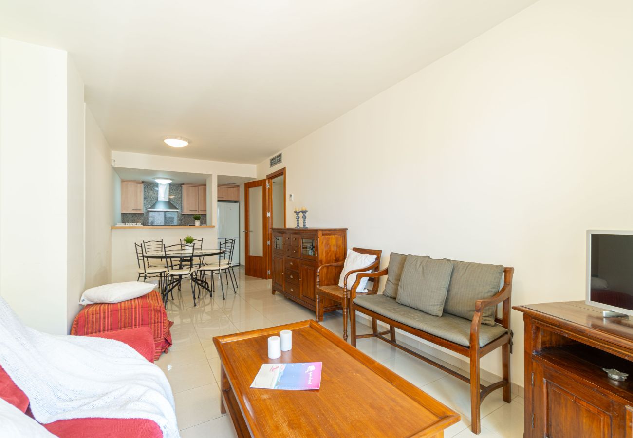 Ferienwohnung in Rosas / Roses - 8010-MIL.LENI Appartement mit Gemeinschaftspool und Parkplatz