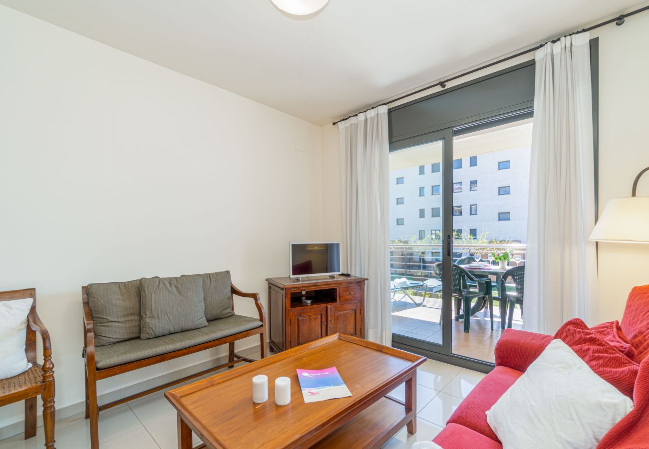 Ferienwohnung in Rosas / Roses - 8010-MIL.LENI Appartement mit Gemeinschaftspool und Parkplatz