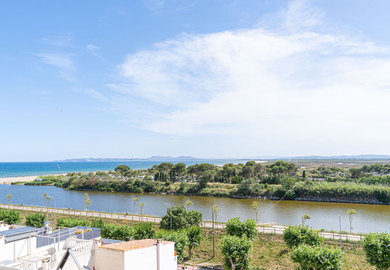 Ferienwohnung in Empuriabrava - 0116-MUGA PARK Appartement mit Blick am Fluss und Meer