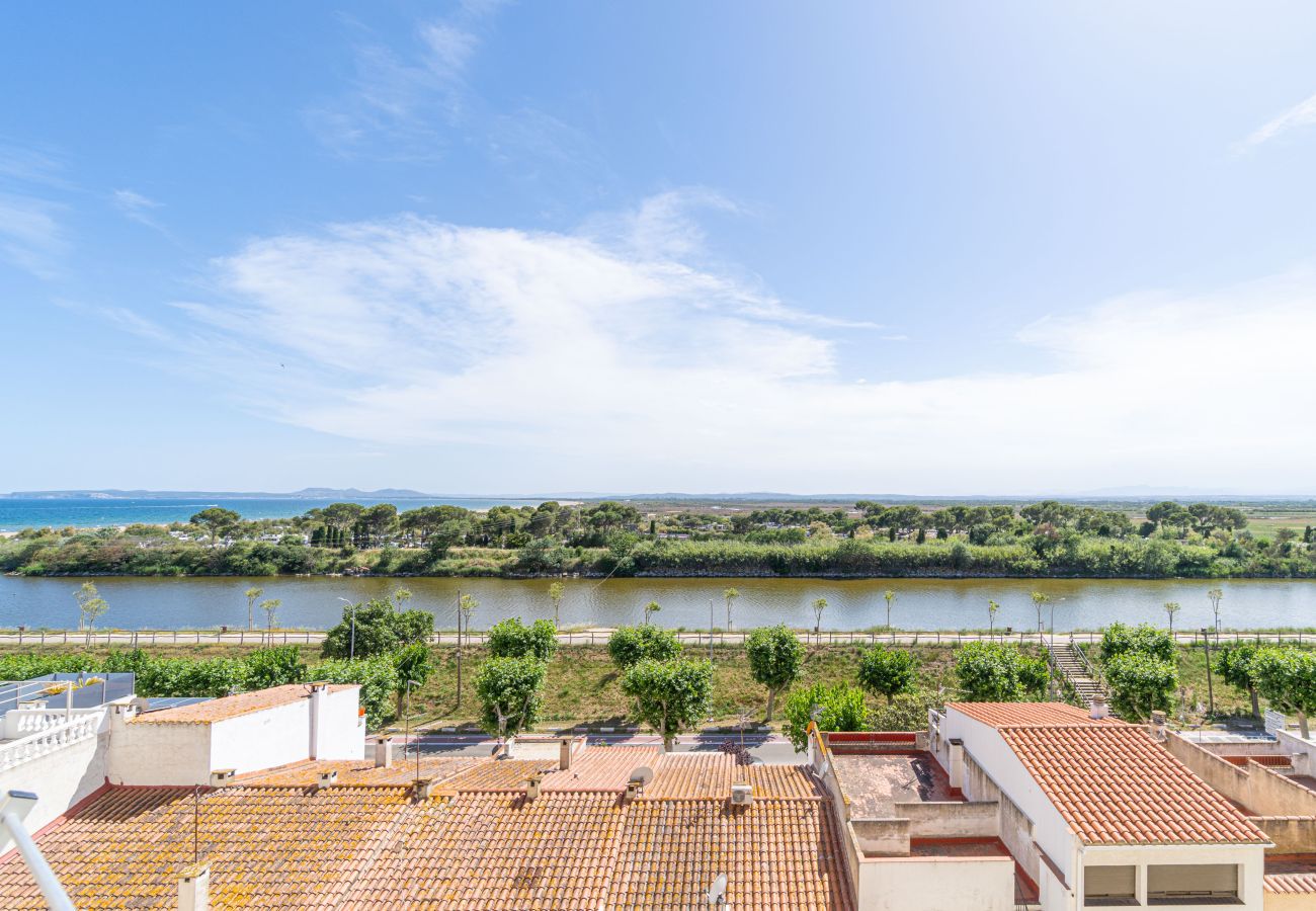 Ferienwohnung in Empuriabrava - 0116-MUGA PARK Appartement mit Blick am Fluss und Meer