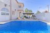 Villa in Empuriabrava - 0007-REQUESENS Haus mit Privatpool und WLAN
