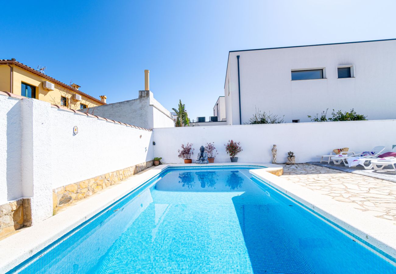 Villa in Empuriabrava - 0009-ALBERES Haus mit Pool