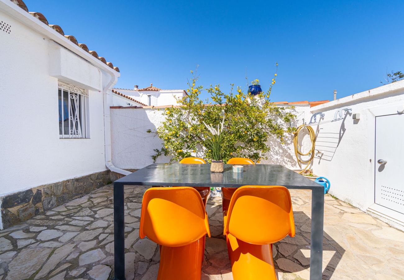 Villa in Empuriabrava - 0009-ALBERES Haus mit Pool