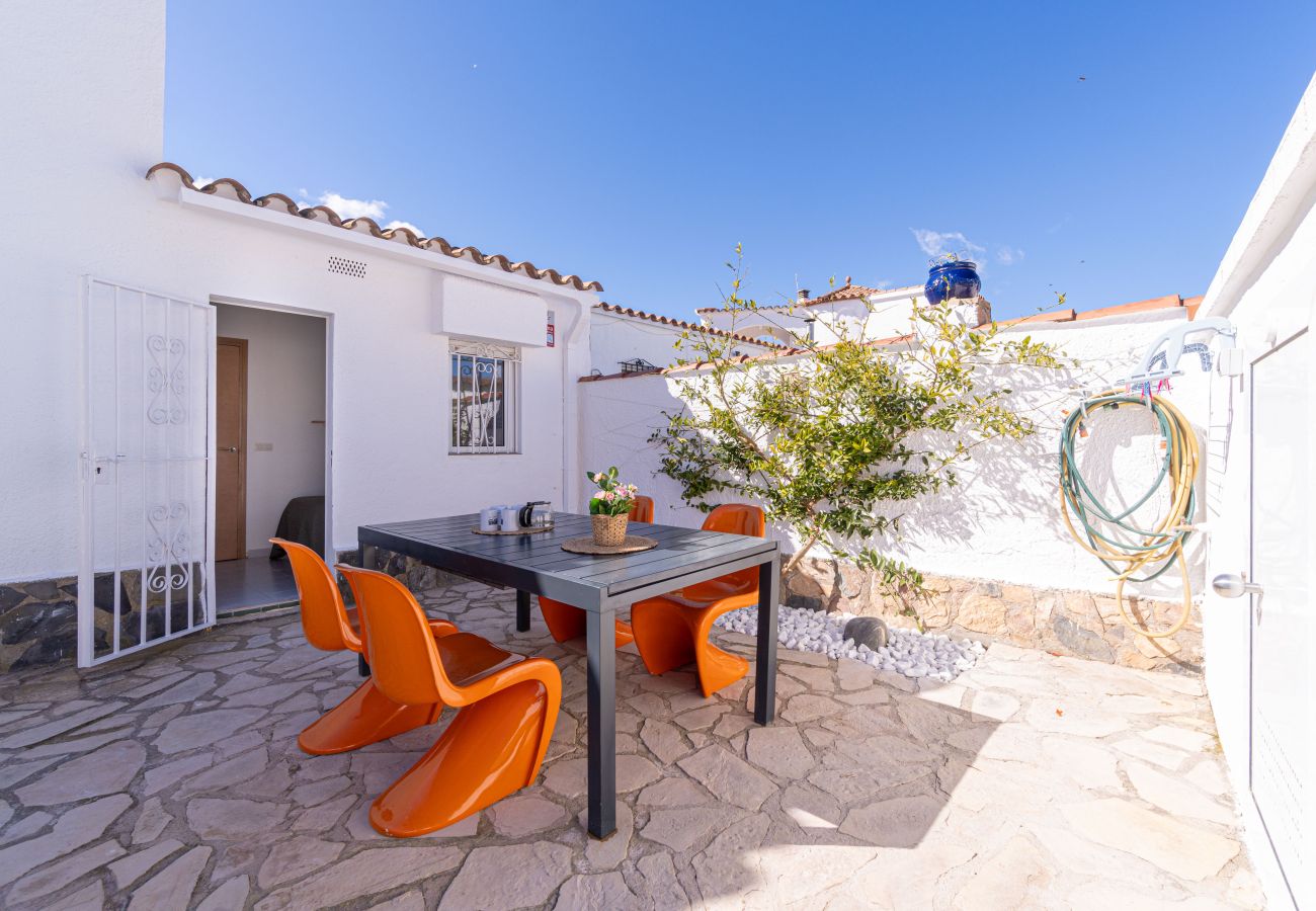 Villa in Empuriabrava - 0009-ALBERES Haus mit Pool