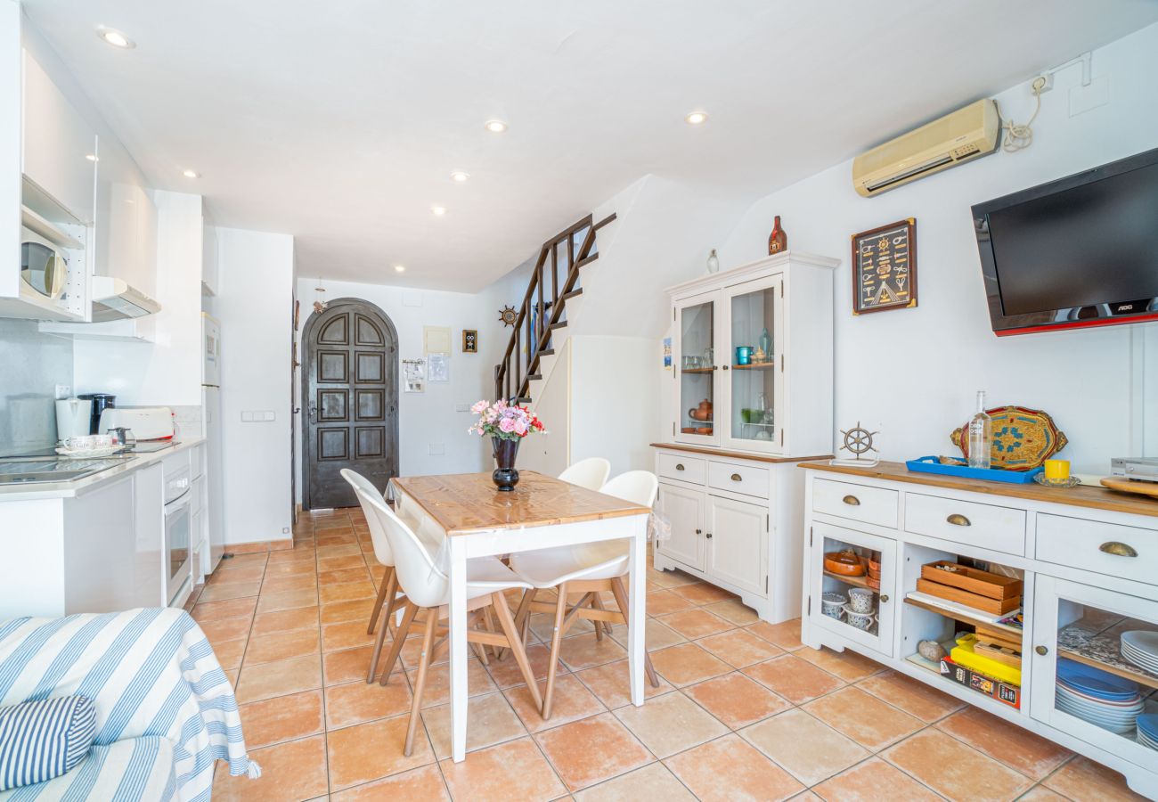 Villa in Empuriabrava - 0151-ILLA CARTAGO Fischerhaus am Kanal