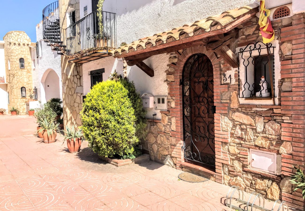 Villa in Empuriabrava - 0151-ILLA CARTAGO Fischerhaus am Kanal