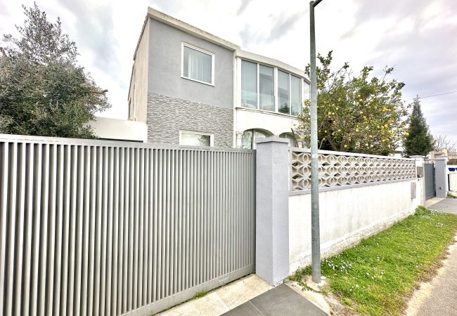 Villa in Empuriabrava - 0125-MONTGRI Huis met privé-zwembad en wifi Villa in Empuriabrava - 0125-MONTGRI Huis met privé-zwembad en wifi