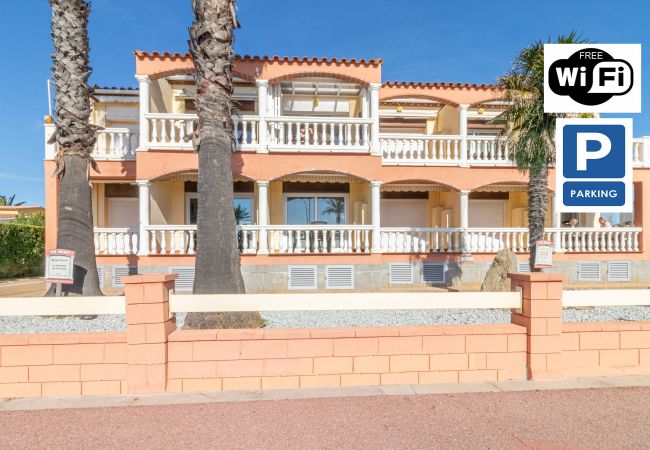 Appartement in Empuriabrava - 0018-BAHIA Appartement tegenover het strand met wifi Appartement in Empuriabrava - 0018-BAHIA Appartement tegenover het strand met wifi