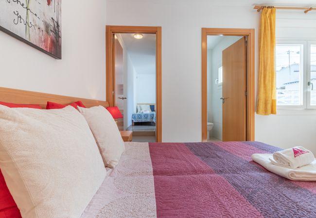 Villa in Rosas / Roses - 2029-GRECS Roses Huis met wifi, Smart TV, tuin en parkeerplaats Villa in Rosas / Roses - 2029-GRECS Roses Huis met wifi, Smart TV, tuin en parkeerplaats