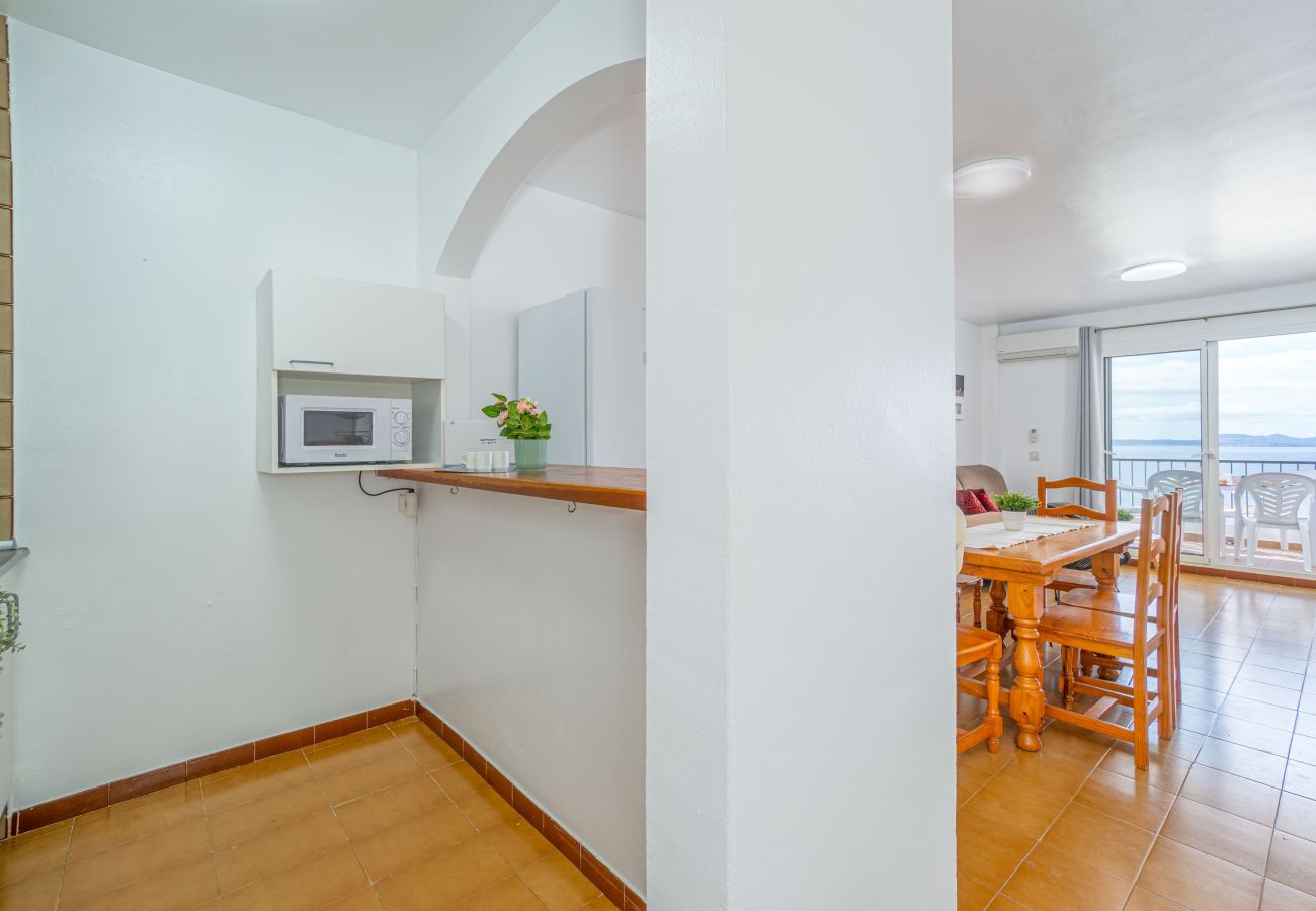 Appartement in Empuriabrava - 0186-SAN LUIS Appartement met uitzicht op zee