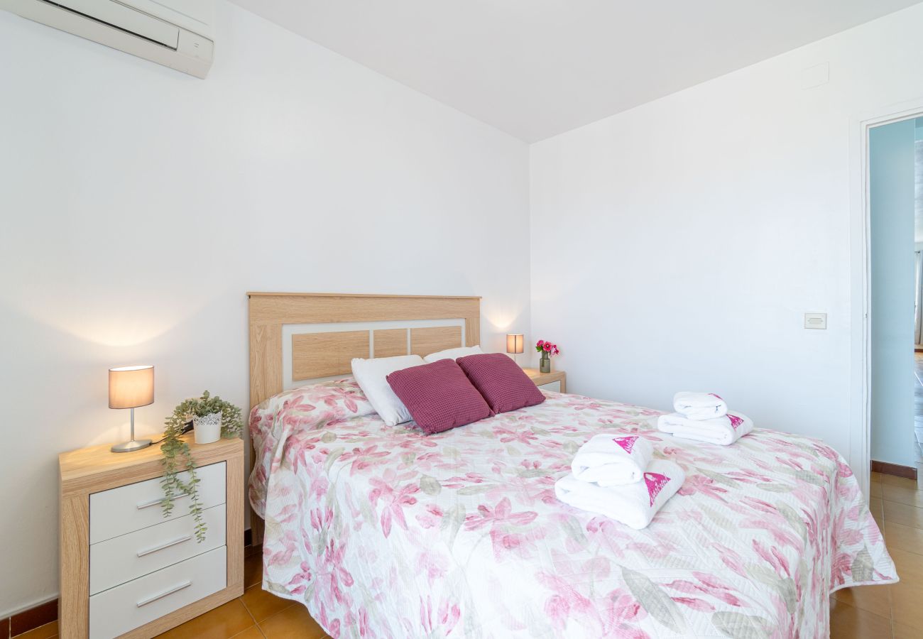 Appartement in Empuriabrava - 0186-SAN LUIS Appartement met uitzicht op zee