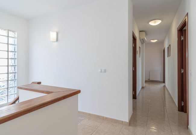 Villa in Empuriabrava - 0145-PANI Huis aan kanaal met zwembad en aanlegplaats Villa in Empuriabrava - 0145-PANI Huis aan kanaal met zwembad en aanlegplaats