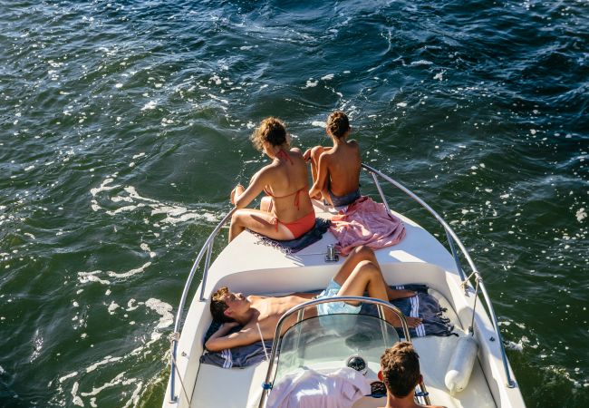 Villa in Empuriabrava - 0153-PORTO FINO Huis aan het kanaal met aanlegsteiger Villa in Empuriabrava - 0153-PORTO FINO Huis aan het kanaal met aanlegsteiger