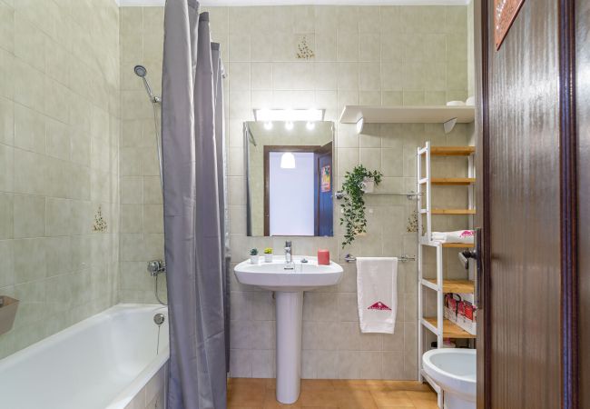 Villa in Empuriabrava - 0153-PORTO FINO Huis aan het kanaal met aanlegsteiger Villa in Empuriabrava - 0153-PORTO FINO Huis aan het kanaal met aanlegsteiger