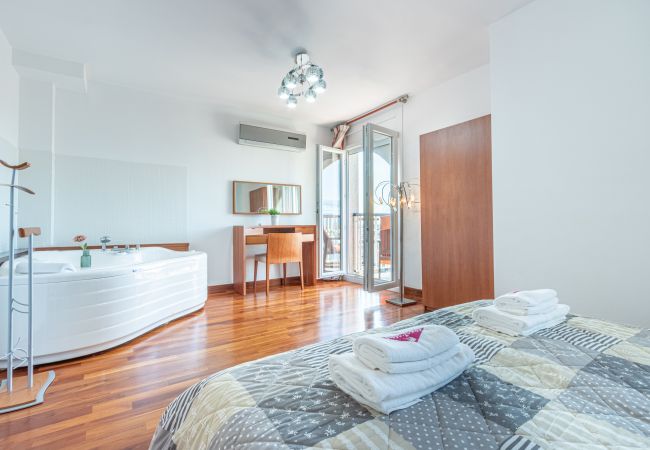 Appartement in Empuriabrava - 0172-PORT GREC Appartement met uitzicht op zee en kanaal Appartement in Empuriabrava - 0172-PORT GREC Appartement met uitzicht op zee en kanaal