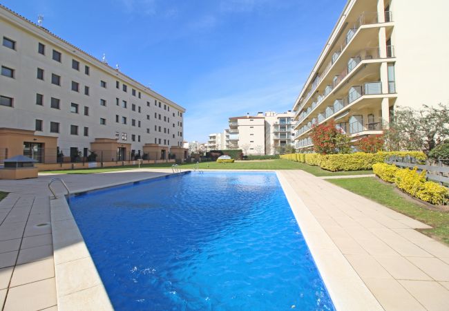 Appartement in Rosas / Roses - 8010-MIL.LENI Appartement met gemeenschappelijk zwembad en parkeerplaats