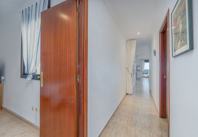 Appartement in Empuriabrava - 0085-MIRABLAU Appartement met zeezicht Appartement in Empuriabrava - 0085-MIRABLAU Appartement met zeezicht