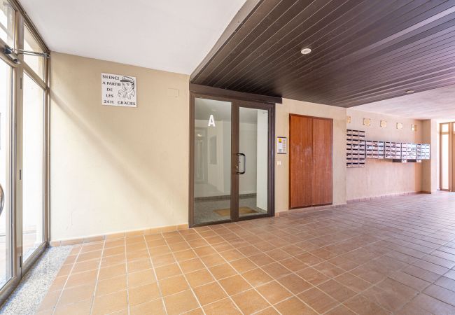 Appartement in Empuriabrava - 0085-MIRABLAU Appartement met zeezicht Appartement in Empuriabrava - 0085-MIRABLAU Appartement met zeezicht