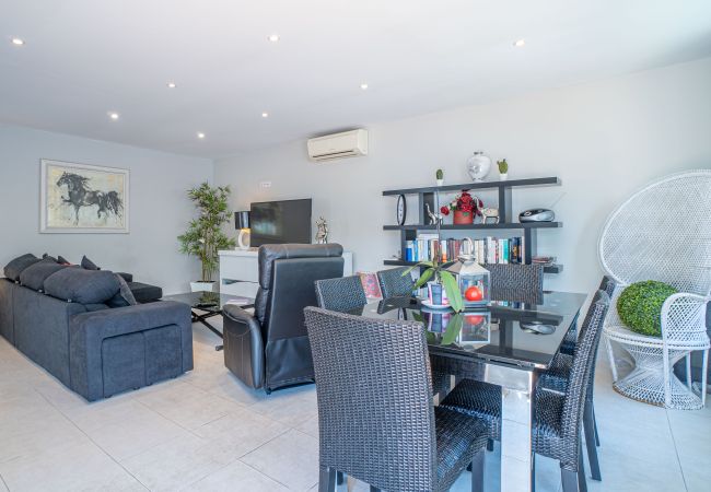 Villa in Empuriabrava - 0080-ALBERES Huis met zwembad Villa in Empuriabrava - 0080-ALBERES Huis met zwembad