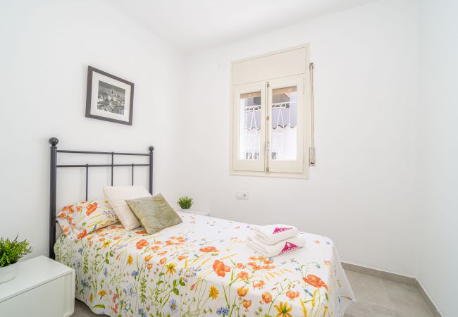 Villa in Empuriabrava - 0100-LLOBREGAT Huis aan kanaal met zwembad, aanlegplaats en studio Villa in Empuriabrava - 0100-LLOBREGAT Huis aan kanaal met zwembad, aanlegplaats en studio