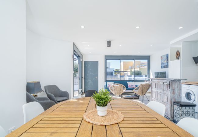 Villa in Empuriabrava - 0009-ALBERES Huis met zwembad Villa in Empuriabrava - 0009-ALBERES Huis met zwembad