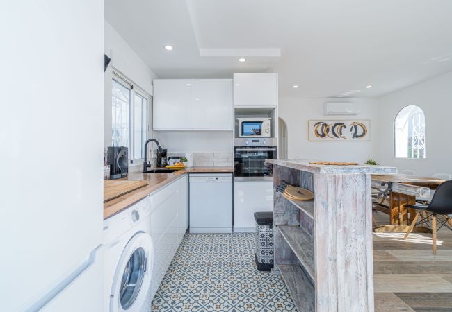 Villa in Empuriabrava - 0009-ALBERES Huis met zwembad Villa in Empuriabrava - 0009-ALBERES Huis met zwembad