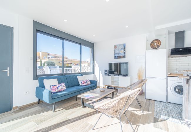 Villa in Empuriabrava - 0009-ALBERES Huis met zwembad Villa in Empuriabrava - 0009-ALBERES Huis met zwembad