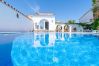 Villa in Empuriabrava - 0149-VALIRA Huis aan het kanaal met zwembad en aanlegplaats