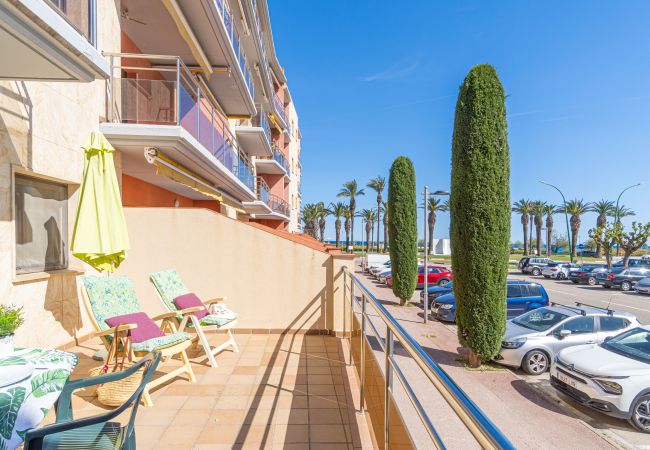 Appartement in Empuriabrava - 0088-MIRABLAU Appartement met zijdelings uitzicht op het strand