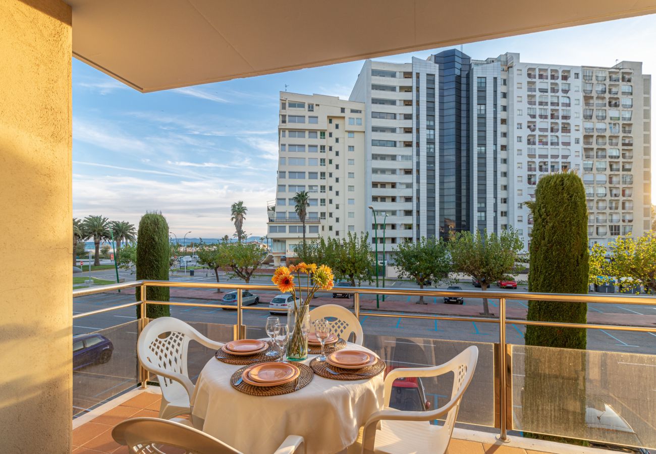 Appartement in Empuriabrava - 0089-MIRABLAU Appartement met zijdelings uitzicht op het strand