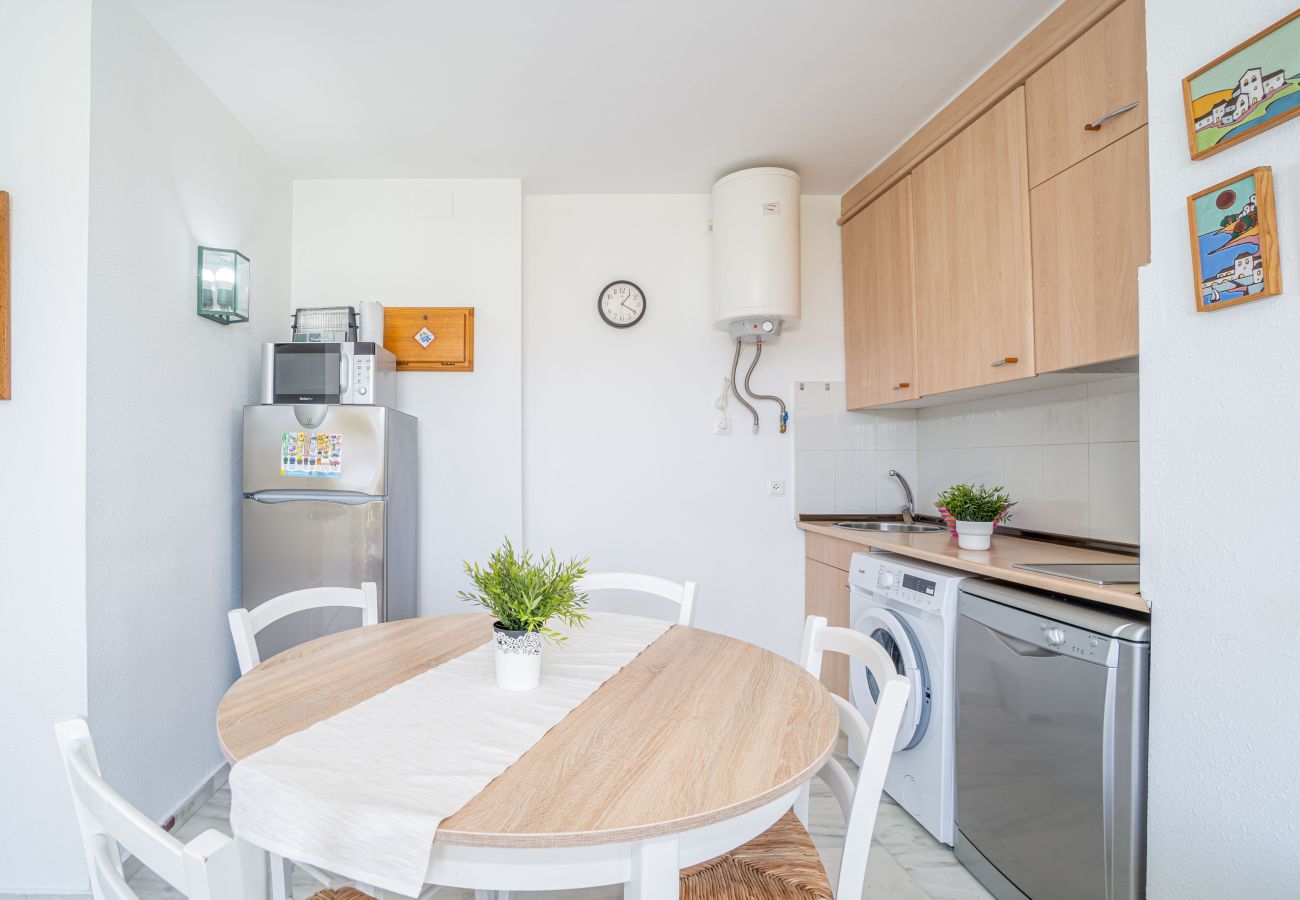 Apartment in Empuriabrava - 0148-PORT DUCAL Apartment with terrace, seaview and wifi