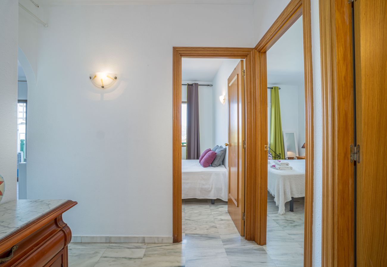 Apartment in Empuriabrava - 0148-PORT DUCAL Apartment with terrace, seaview and wifi