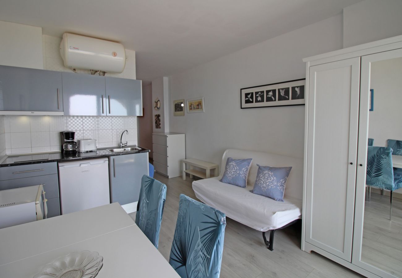 Studio in Empuriabrava - 0110-MIAMI Studio with seaview