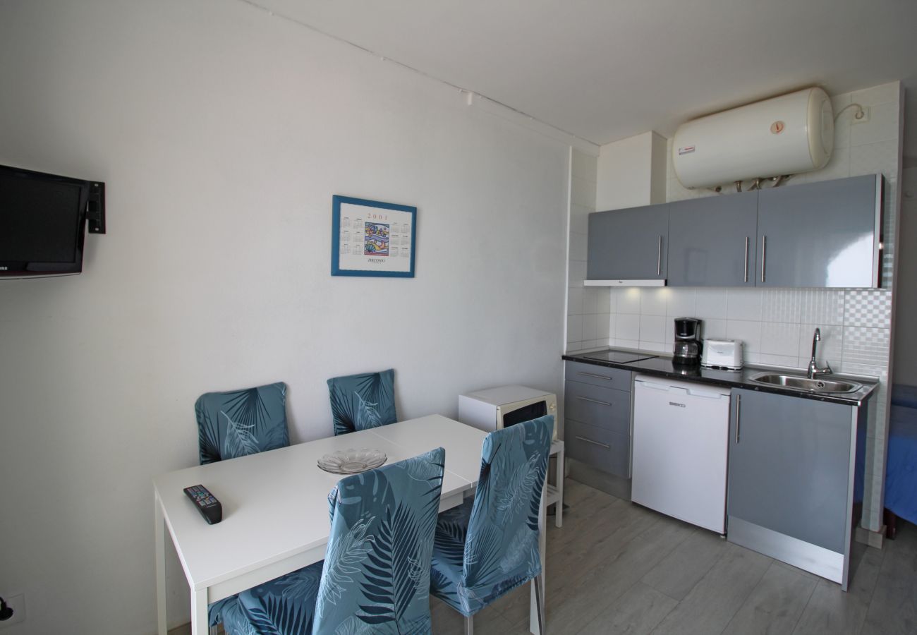 Studio in Empuriabrava - 0110-MIAMI Studio with seaview