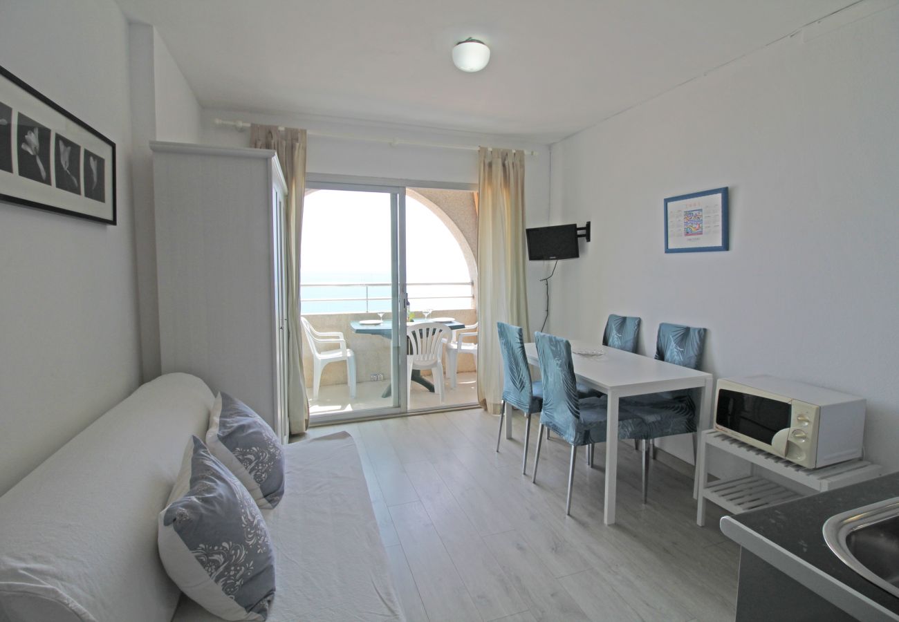Studio in Empuriabrava - 0110-MIAMI Studio with seaview