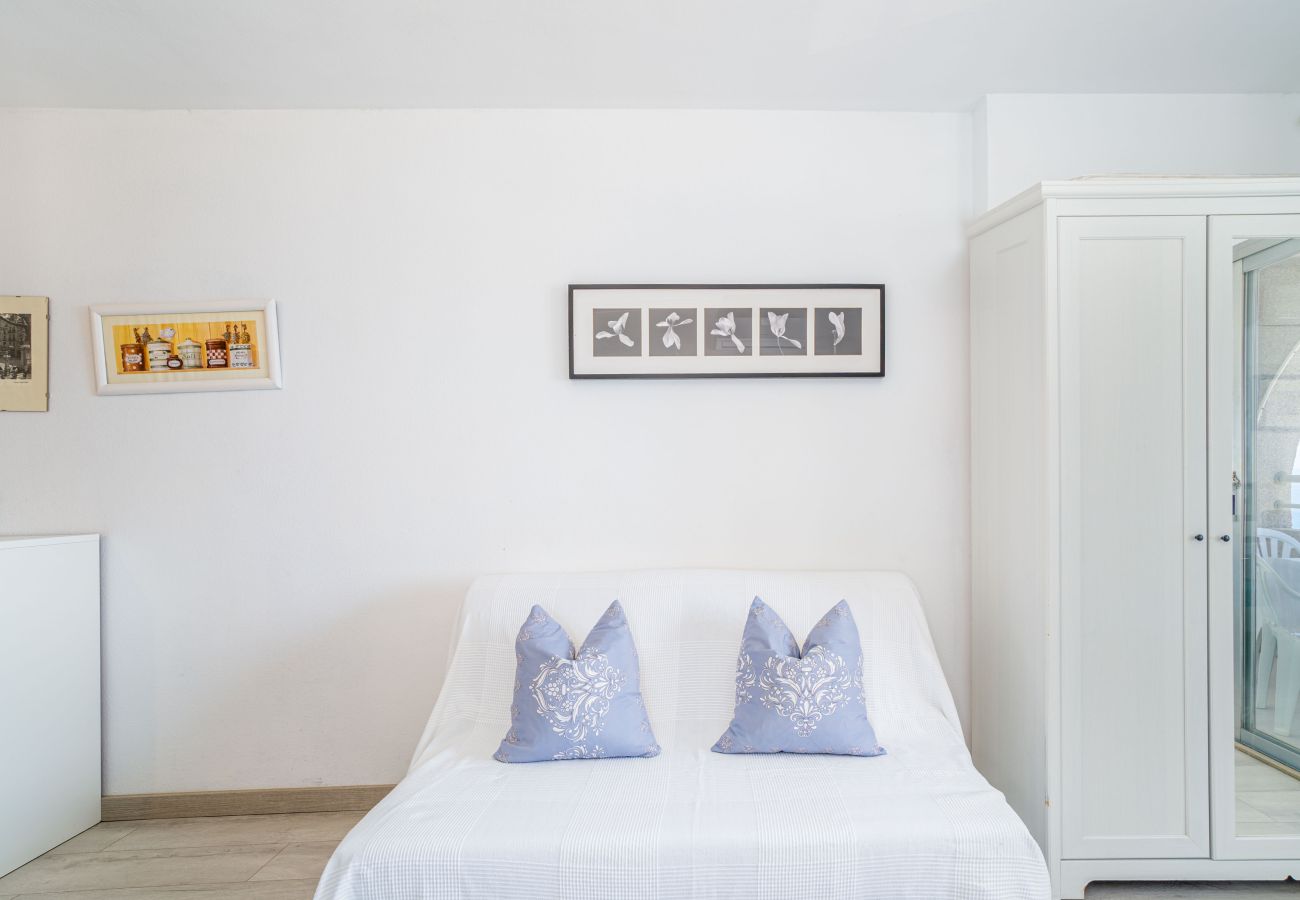 Studio in Empuriabrava - 0110-MIAMI Studio with seaview