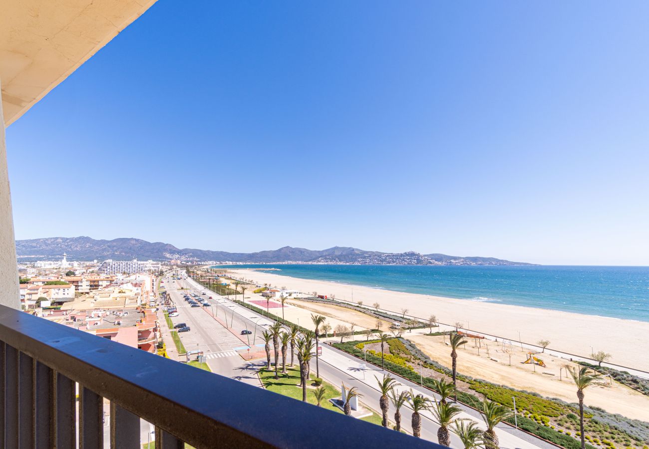 Apartment in Empuriabrava - 0030-CANIGO Apartment with seaview