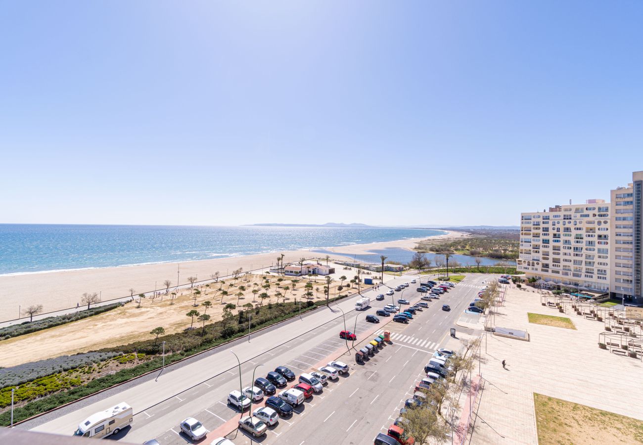 Apartment in Empuriabrava - 0030-CANIGO Apartment with seaview