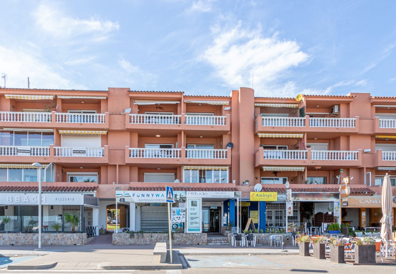 Apartment in Empuriabrava - 0076-GRAN RESERVA Renovated apartment in front of the beach