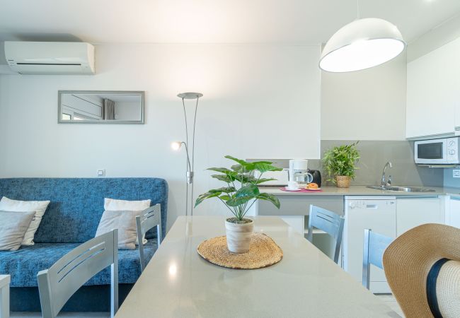 Apartment in Empuriabrava - 0018-BAHIA Apartment in front of the beach with wifi Apartment in Empuriabrava - 0018-BAHIA Apartment in front of the beach with wifi