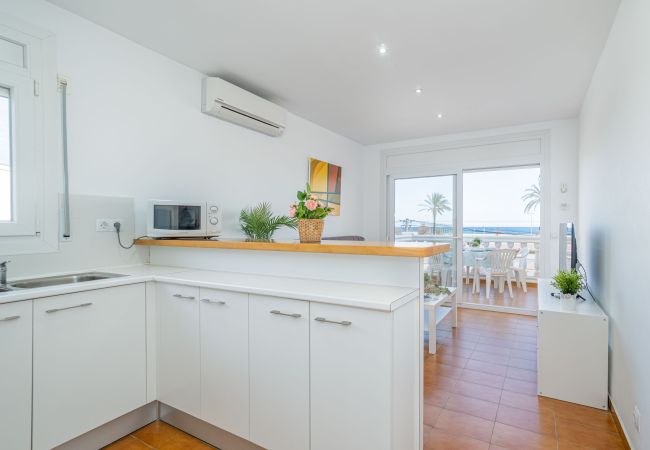 Apartment in Empuriabrava - 0021-BAHIA Apartment in front of the beach with wifi Apartment in Empuriabrava - 0021-BAHIA Apartment in front of the beach with wifi