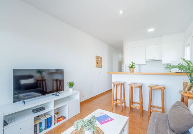 Apartment in Empuriabrava - 0021-BAHIA Apartment in front of the beach with wifi Apartment in Empuriabrava - 0021-BAHIA Apartment in front of the beach with wifi