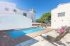 Villa in Empuriabrava - 0031-TER House at the canal with pool, mooring and studio