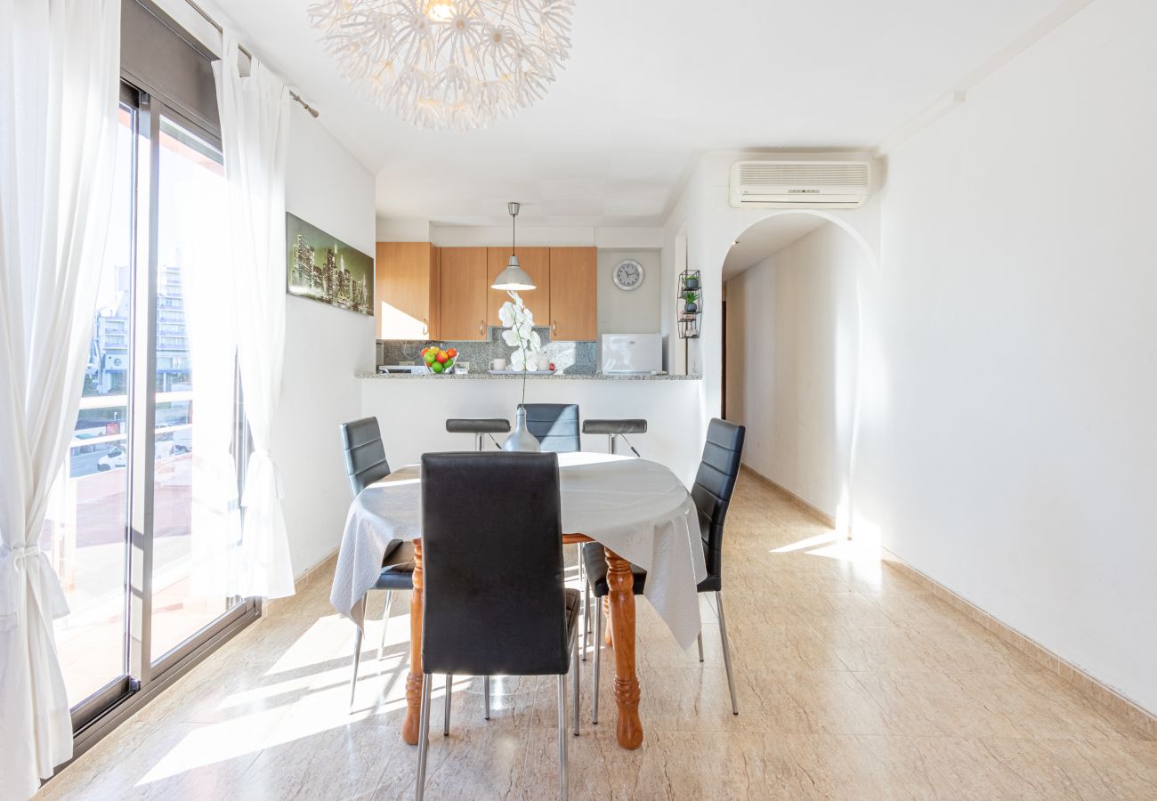 Apartment in Empuriabrava - 0093-MIRABLAU Apartment with seaview