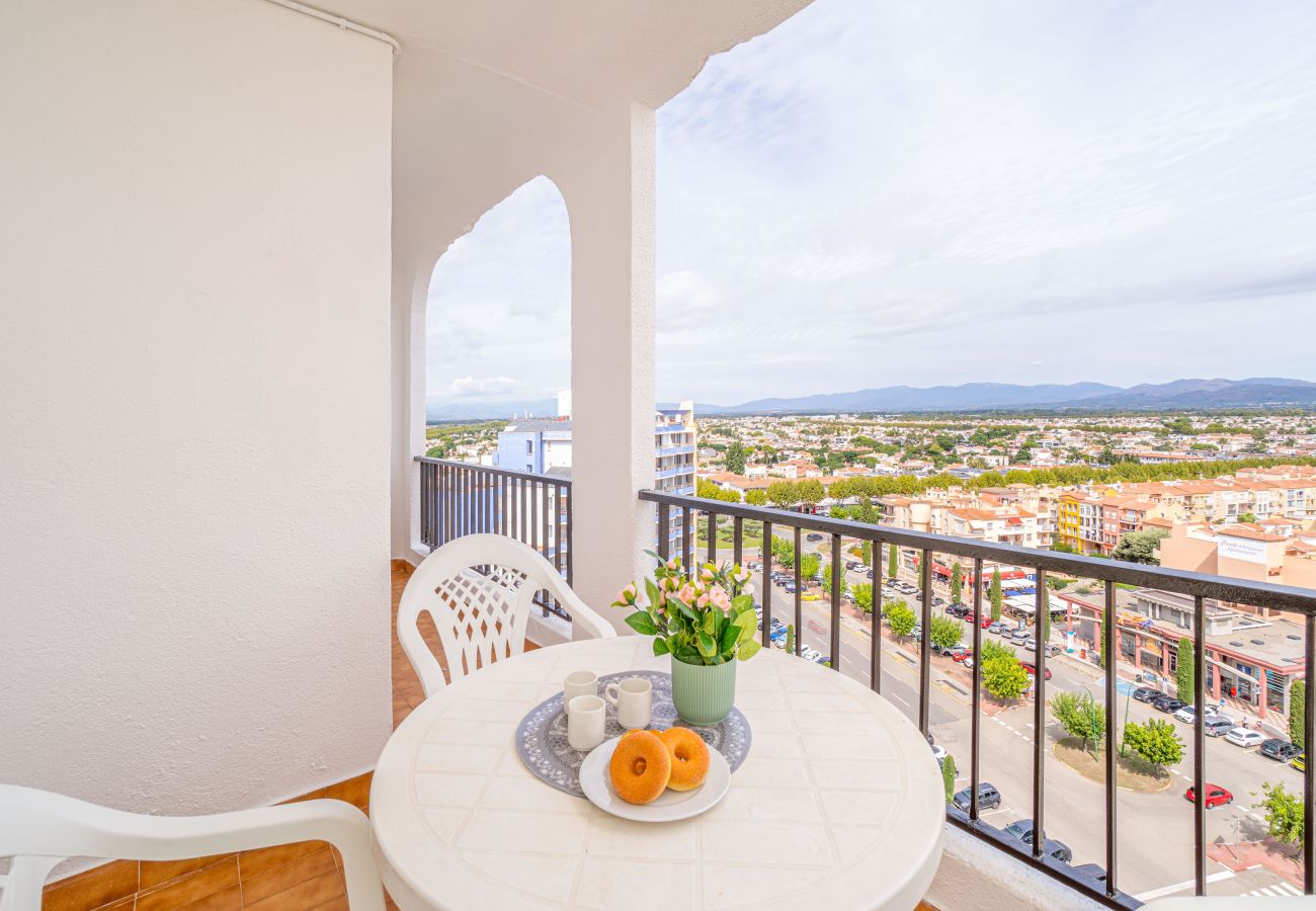 Apartment in Empuriabrava - 0186-SAN LUIS Apartment with seaview