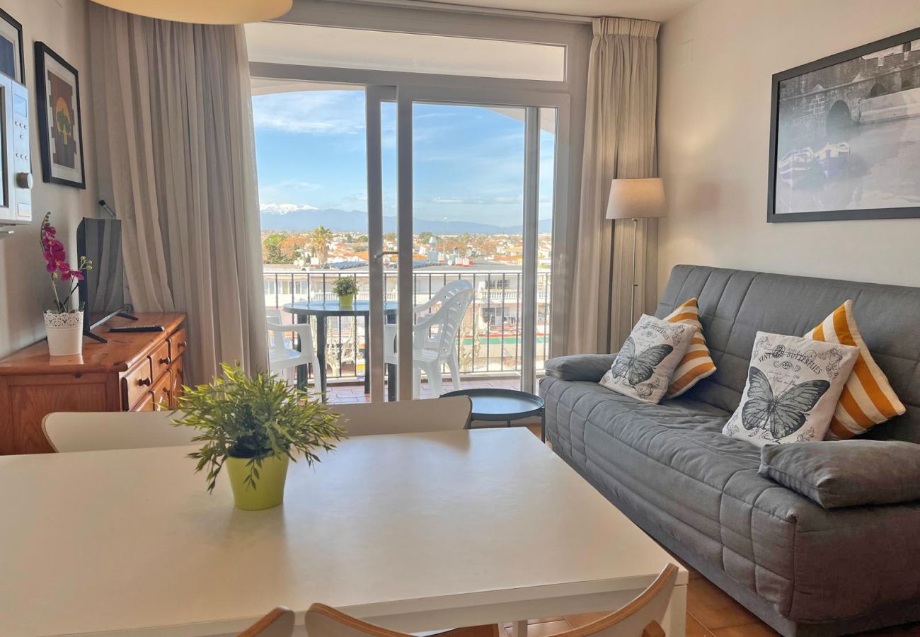 Apartment in Empuriabrava - 0103-GRAN RESERVA Apartment near the beach
