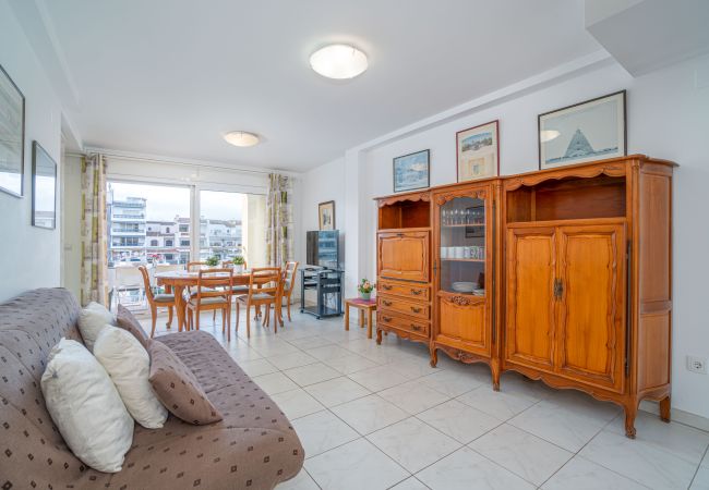 Apartment in Empuriabrava - 0163-PORT SALINS Apartment with canal view Apartment in Empuriabrava - 0163-PORT SALINS Apartment with canal view